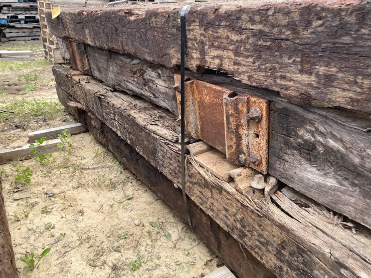 #3447-•-bundle-of-(16)-railroad-ties-image-7