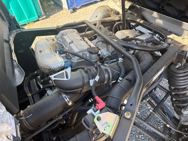 new-unused-2024-polaris-pro-xd-full-size-utility-vehicle-4x4-vn:4xap2a990r8516851-image-7