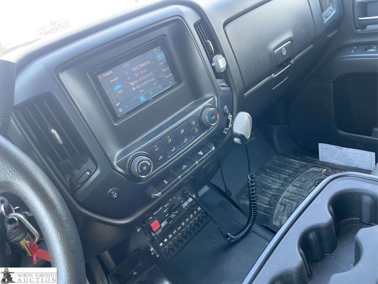 2019-chevrolet-silverado-2500hd-image-13