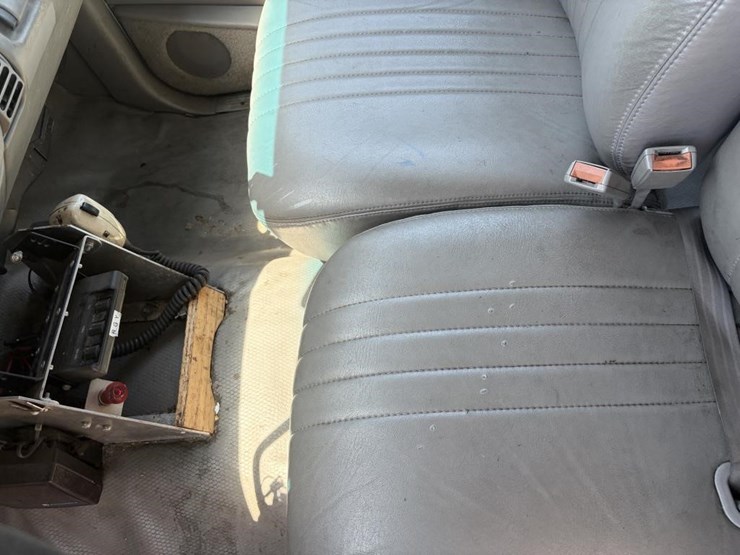 1997-chevrolet-2500-image-19