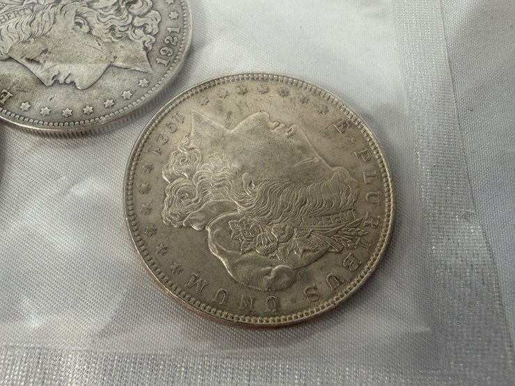 #40039-•-(5)-1921-one-dollar-morgan-coins-image-3