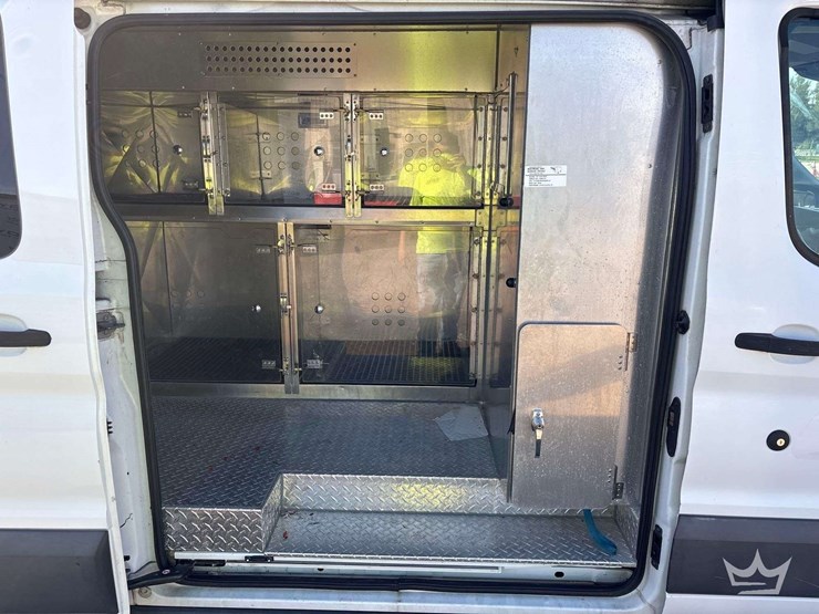 2016-ford-transit-image-20