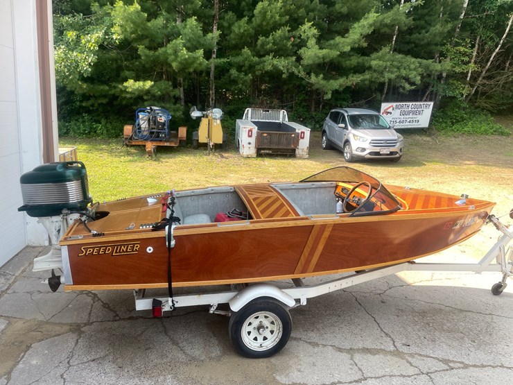 #103-•-1954-14'-vintage-speed-liner-wooden-speedboat-(no-title-or-registration-card)-(bill-of-sale-only)-image-4