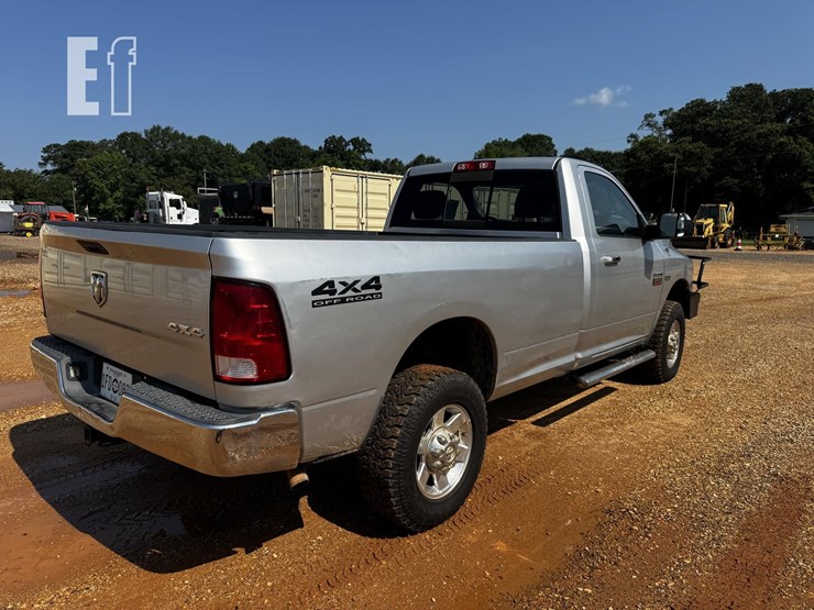 2012-ram-2500-slt-image-5