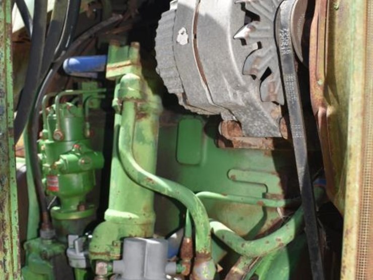 john-deere-3020-image-6