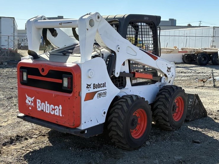 2021-bobcat-s740-image-3
