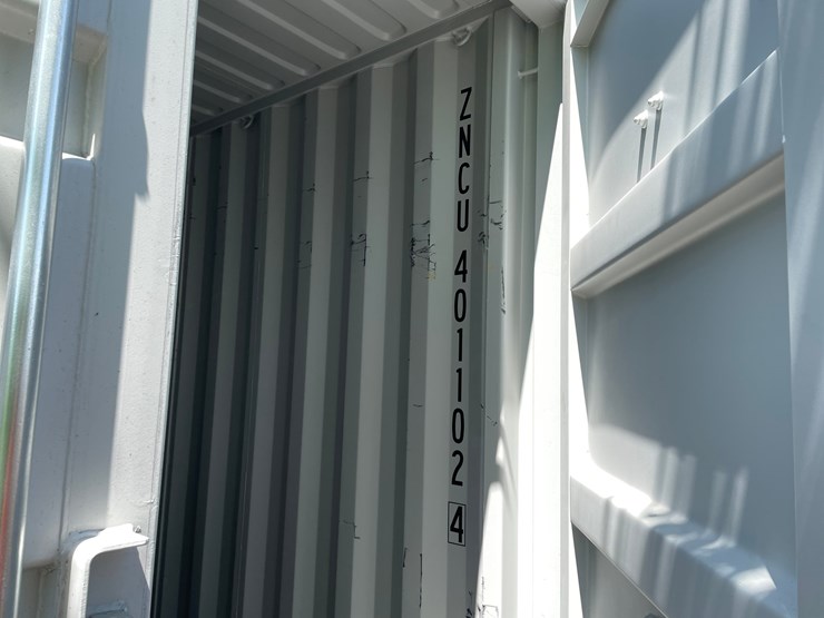#120-•-40'-high-cube-multi-door-shipping-container-image-16