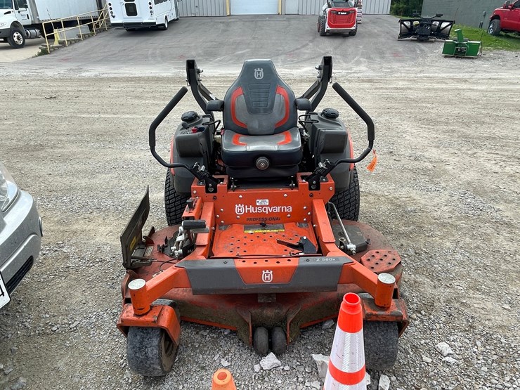 #4861-•-husqvarna-professional-z560x-zero-turn-lawn-mower-image-23