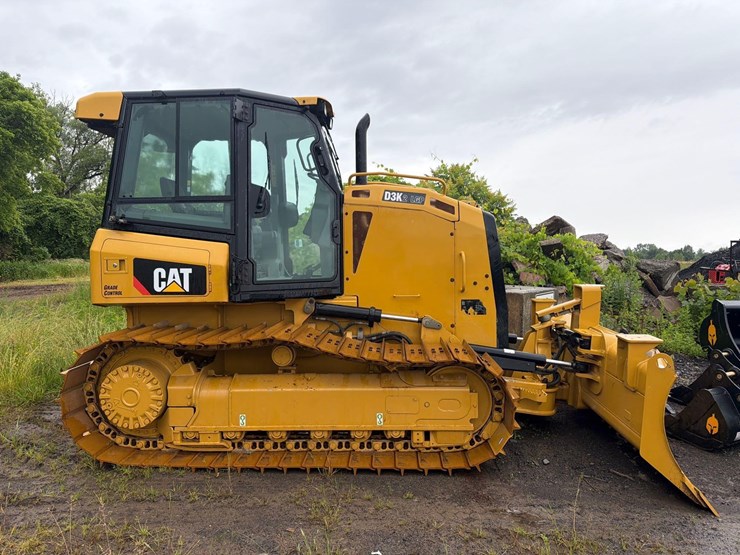 2018-caterpillar-d3k2-lgp-image-1