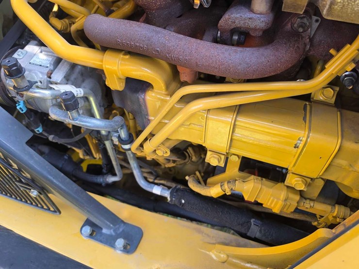 2021-deere-710l-image-18