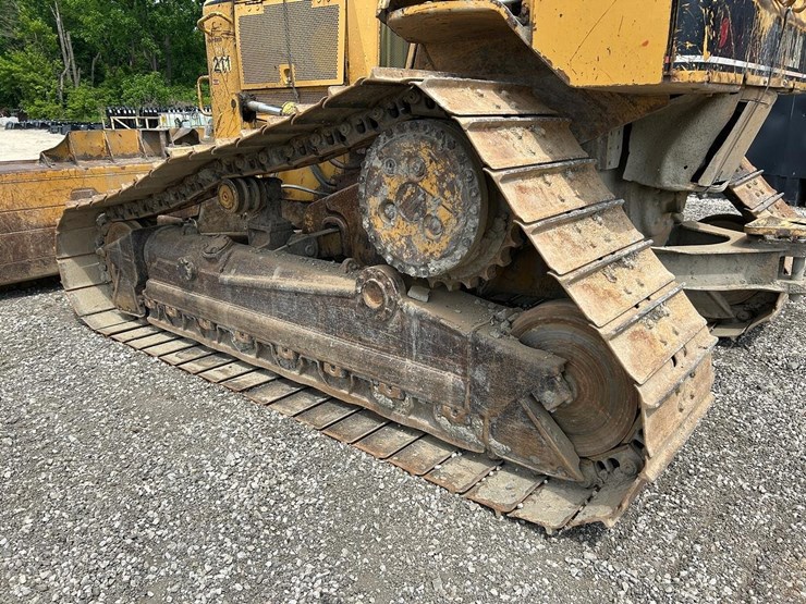 caterpillar-d6n-lgp-image-14