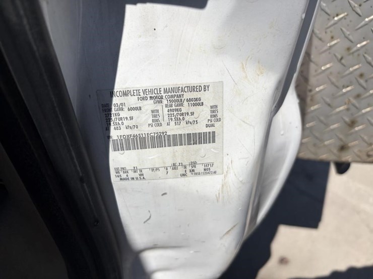 2001-ford-f450-image-22