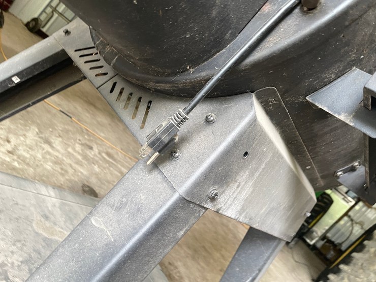 #10717-•-louisiana-sl700-grill-image-6