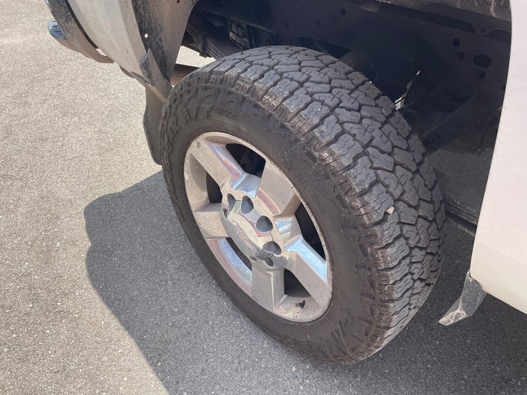 2019-chevrolet-2500-image-19