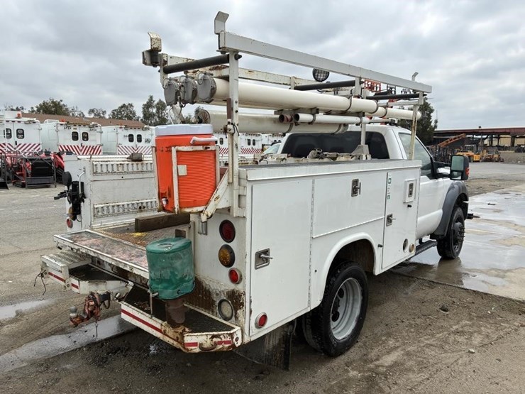 2012-ford-f450-image-3