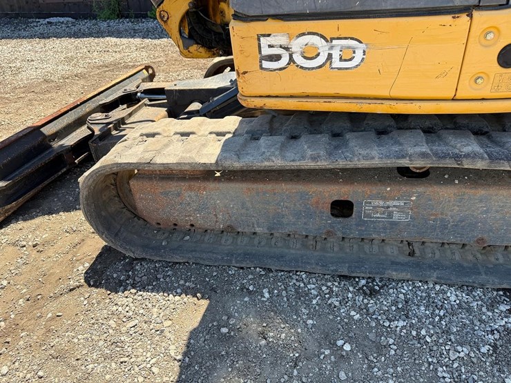 deere-50d-image-18