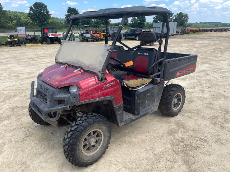 2010-polaris-ranger-800-xp-image-1