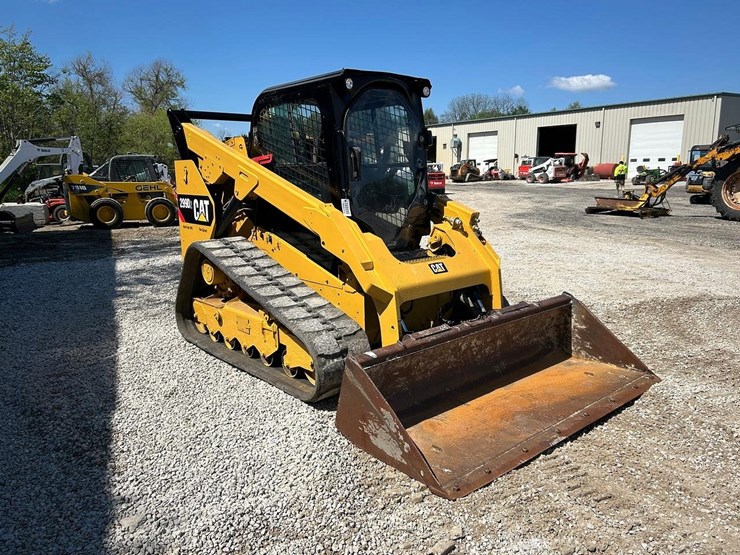 2018-caterpillar-299d2-xps-image-6