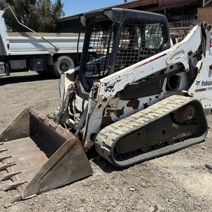 2013 BOBCAT T590