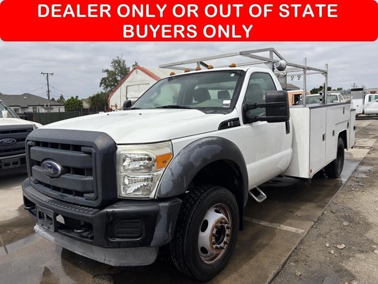 2012-ford-f550-xl-image-1