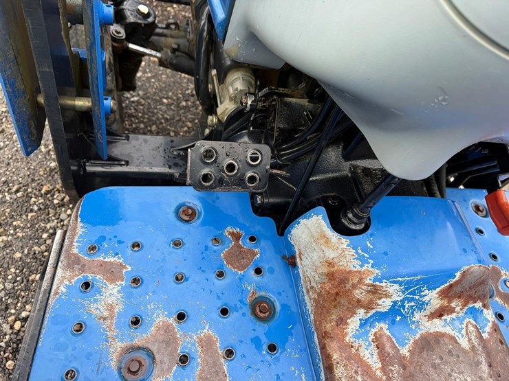 new-holland-workmaster-40-image-21
