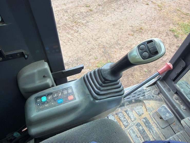 2019-doosan-dx85r-3-image-30