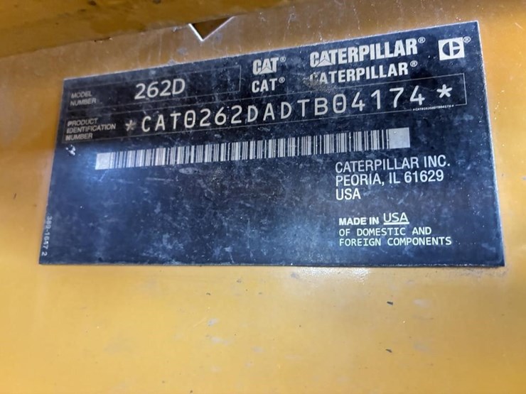 2015-caterpillar-262d-image-37