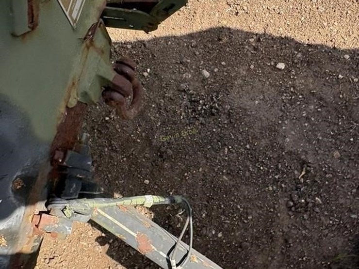 1-1/2-ton-m105a2-cargo-trailer-image-8