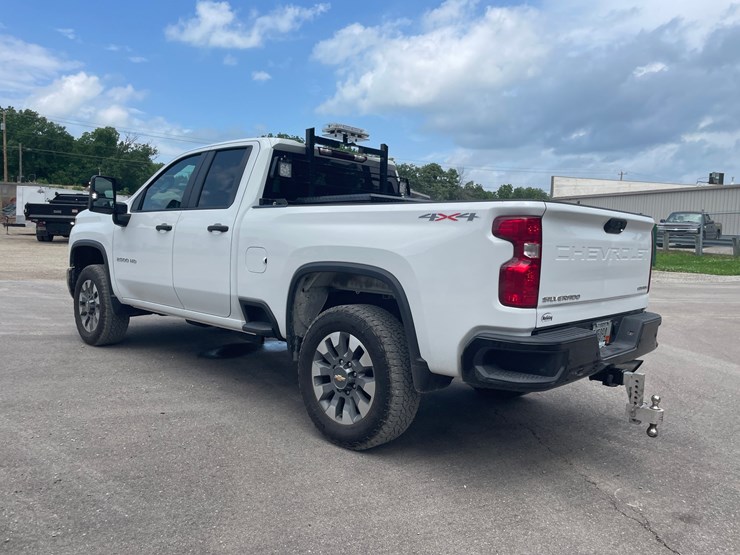 2025-chevrolet-2500-image-6