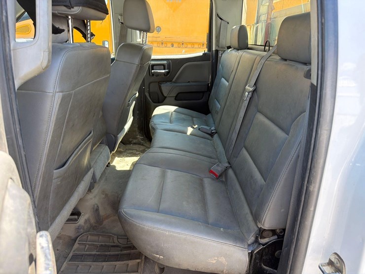 2016-chevrolet-3500-image-20