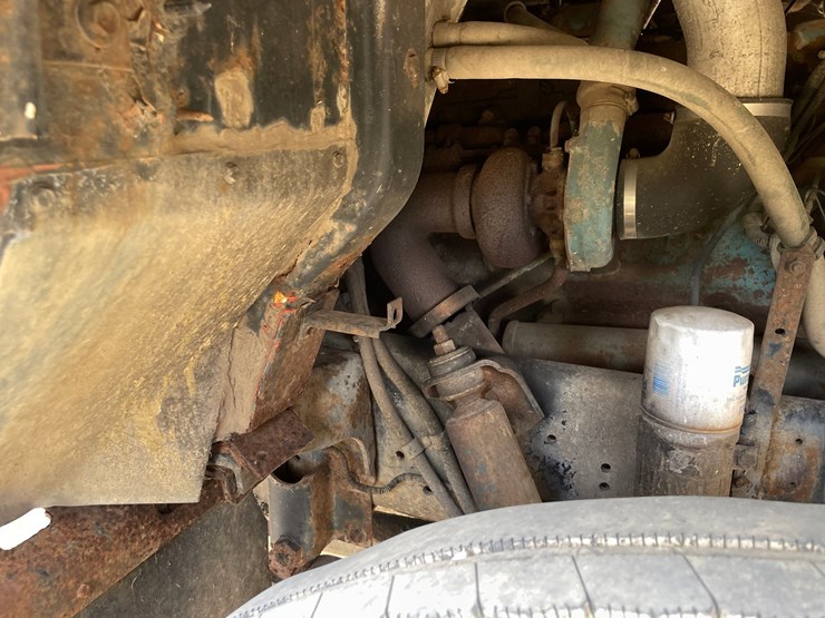 #204-•-1988-international-straight-truck-(has-wi-title)-image-91