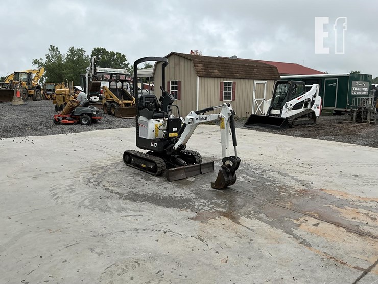 2023-bobcat-e10-image-6