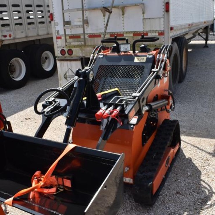 SL36C MINI SKID STEER (SERIAL # 36CJ2603098)
