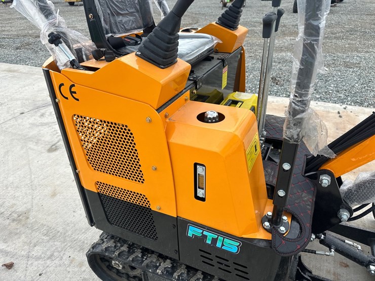 #5091-•-unused-future-ft15-mini-excavator-image-12