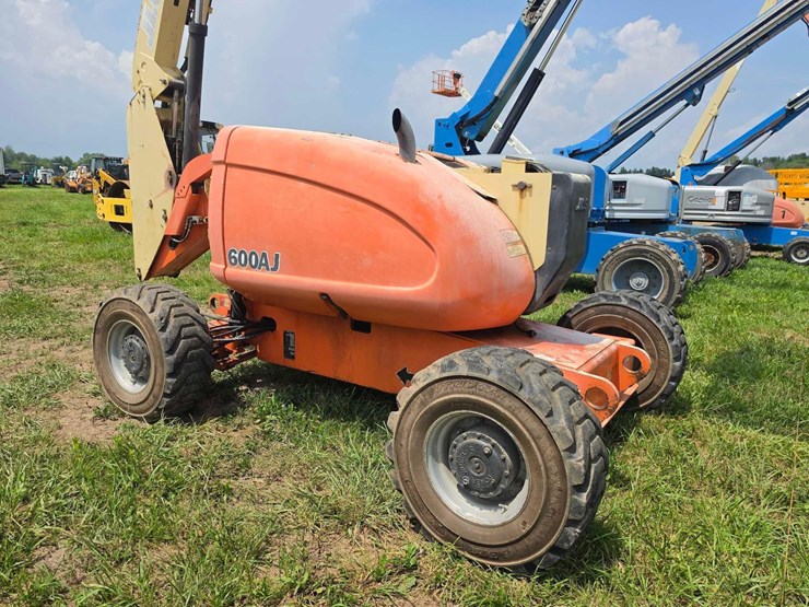 jlg-600aj-image-3