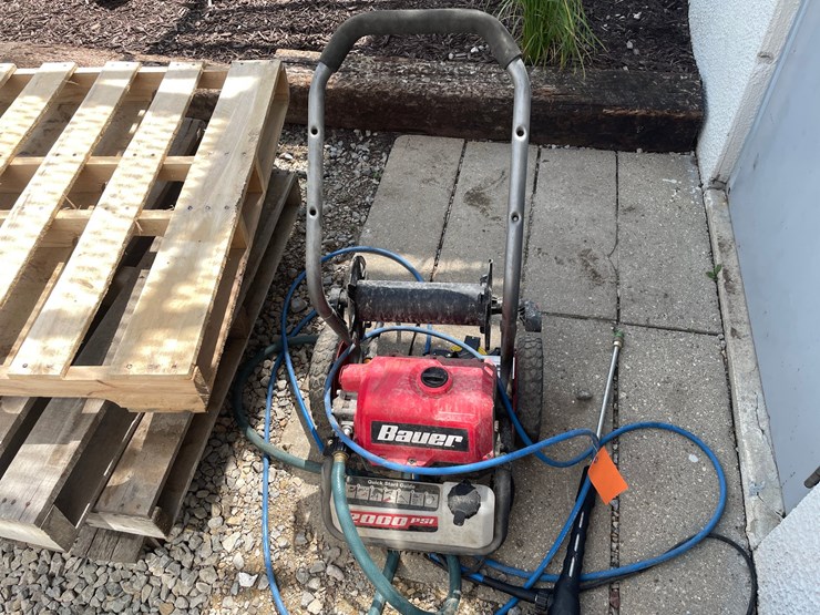 #4892-•-bauer-2000psi-power-washer-image-3