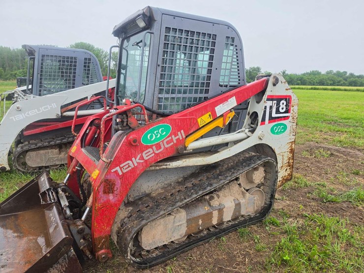 2008-takeuchi-tl8-image-2