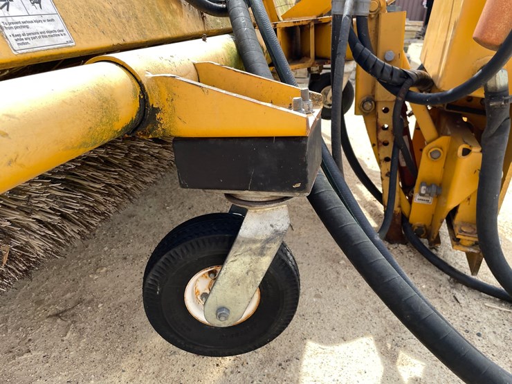 #3433-•-mb-tough-brush-broom-image-35