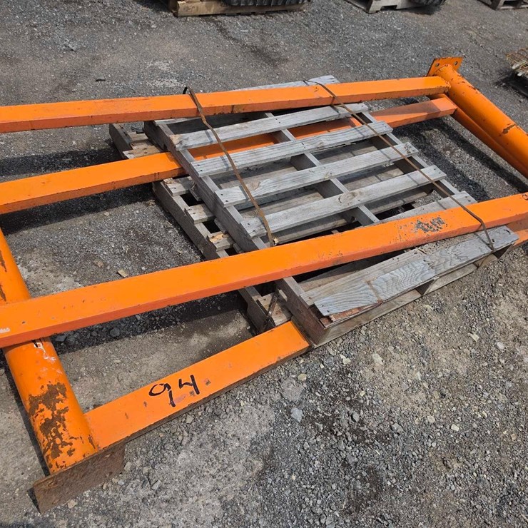 GUARD RAIL SUPPORT EQUIPMENT
