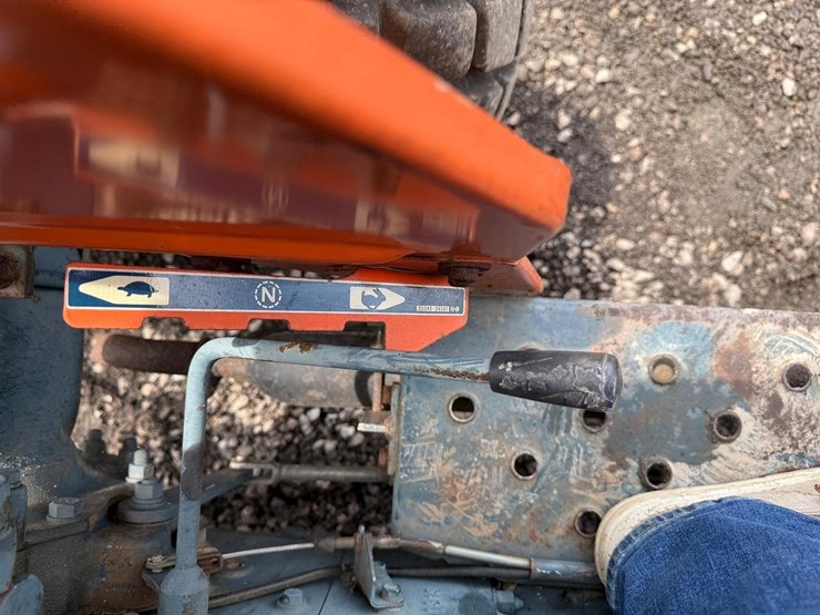 kubota-l235-image-25