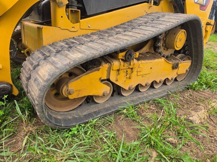 2022-caterpillar-289d3-image-8