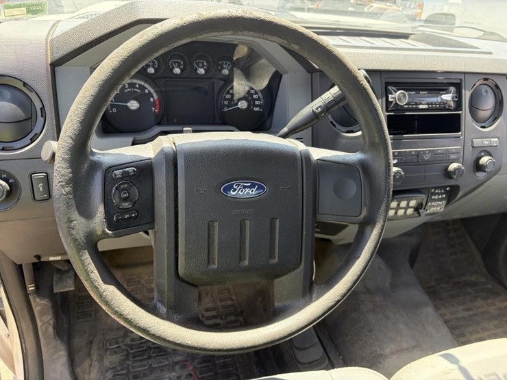 2011-ford-f250-image-14