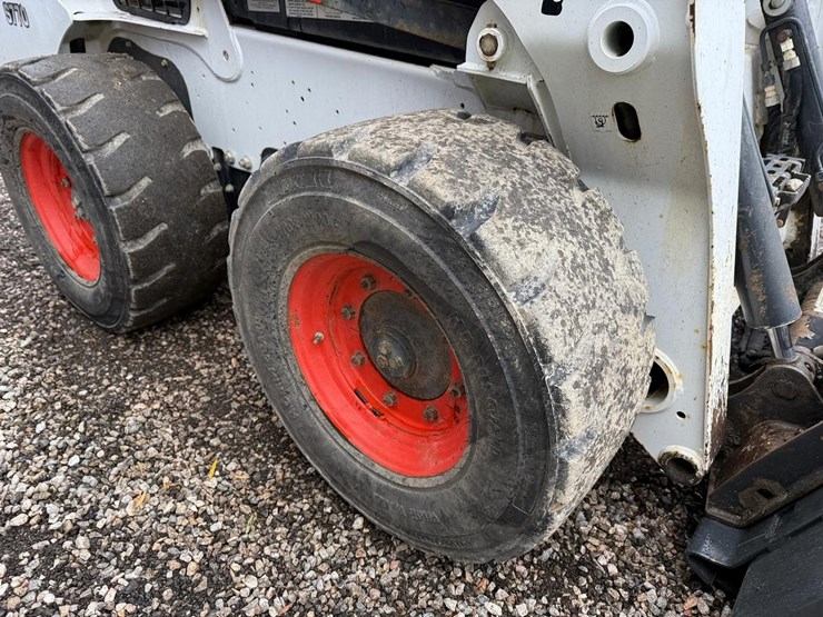 2018-bobcat-s770-image-12