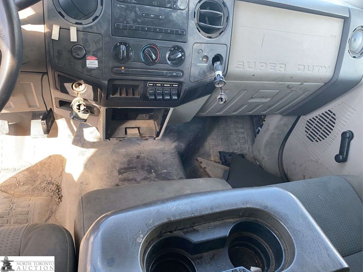 2010-ford-f550-image-20