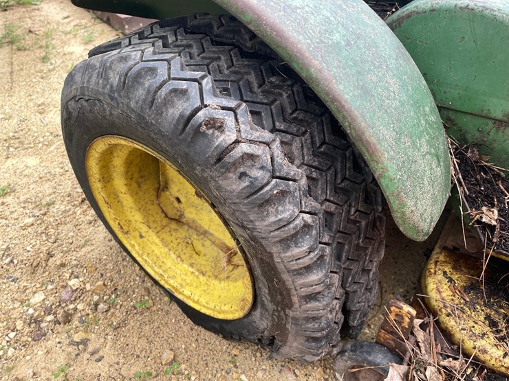 john-deere-110-image-14
