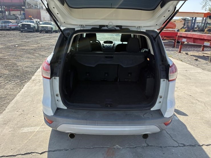 2013-ford-escape-image-12