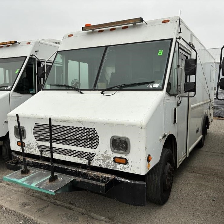 2008 WORKHORSE W62