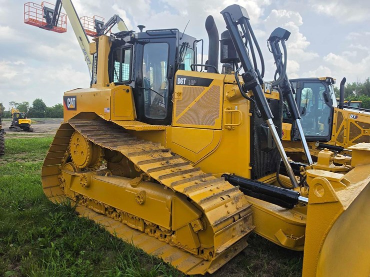 caterpillar-d6t-lgp-image-4