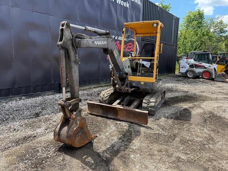 volvo-ecr28-image-7