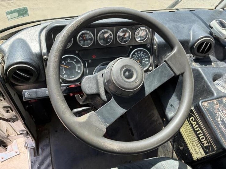 2011-autocar-xpeditor-image-14